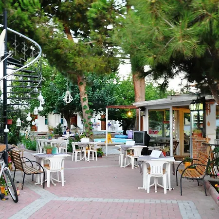 Mursel Garden Hotel