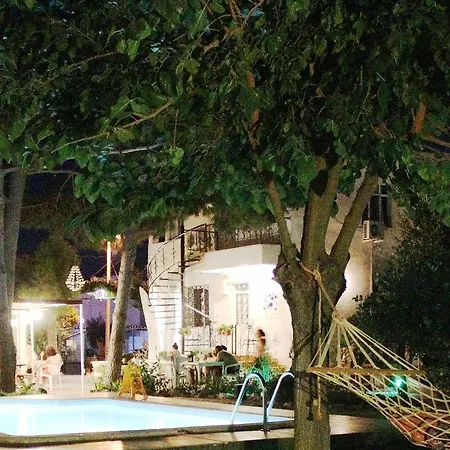 Hotel Mursel Garden 3*